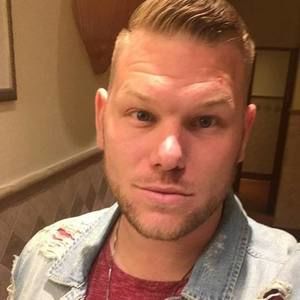 Meet your Posher, Kyle